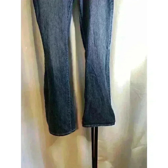 Levi Signature Modern Boot Cut 30/34 Womens Medium Denim - Picture 7 of 8